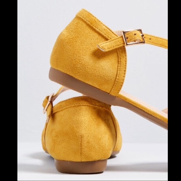 ModCloth Turn Back Prime Yellow Suede Flats - Picture 2 of 6